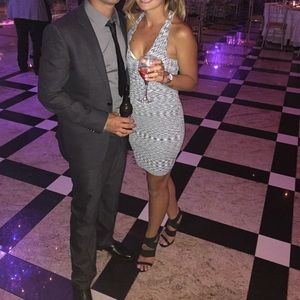 GUESS body con dress